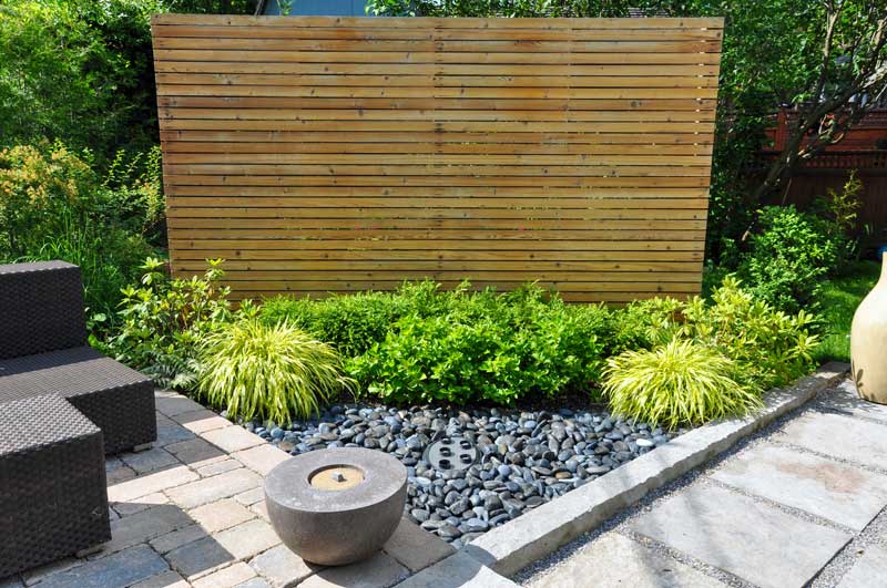 garden screen made with lateral cedar planks